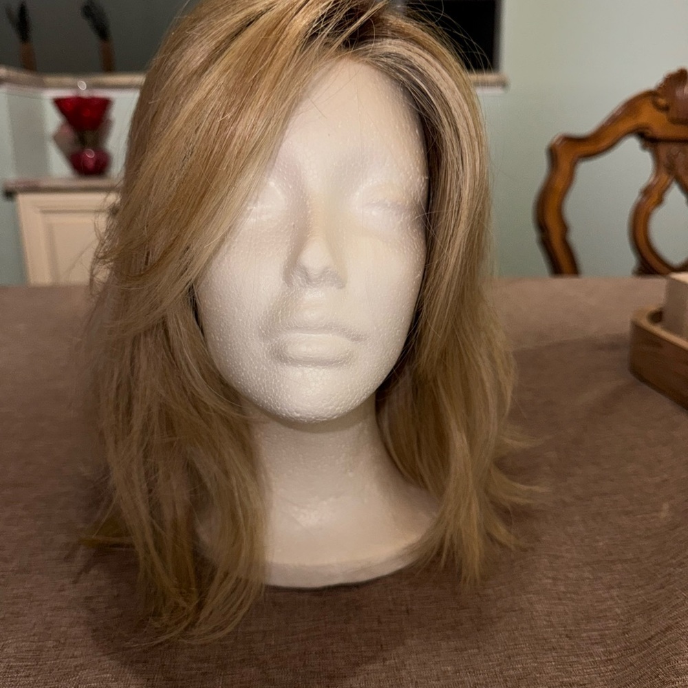 Belle Tress Caliente, Honey with Chai Latte